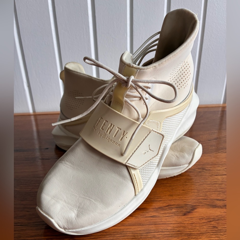 Women's Cream High-Top Trainer